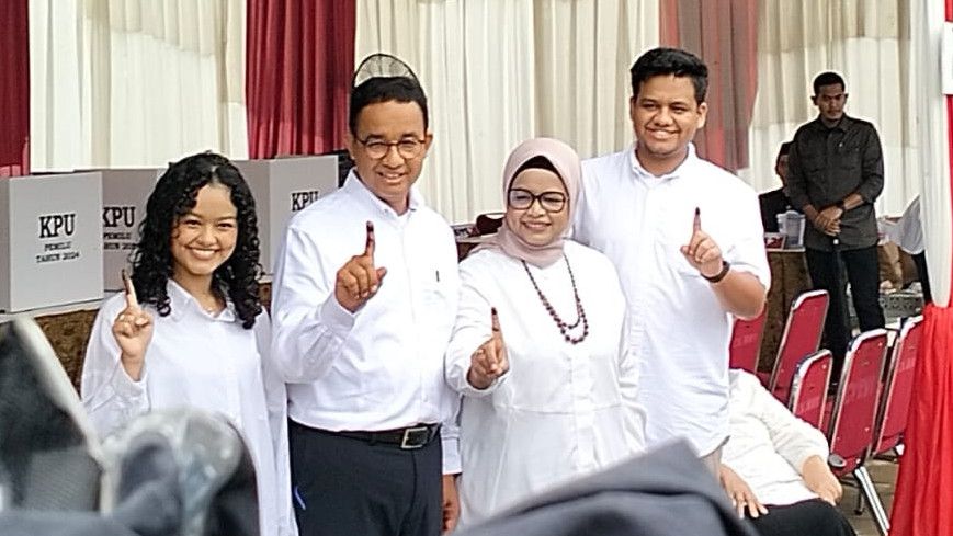 Ibu Anies Tak Bisa Nyoblos Bareng Anaknya, Begini Penjelasan Anies