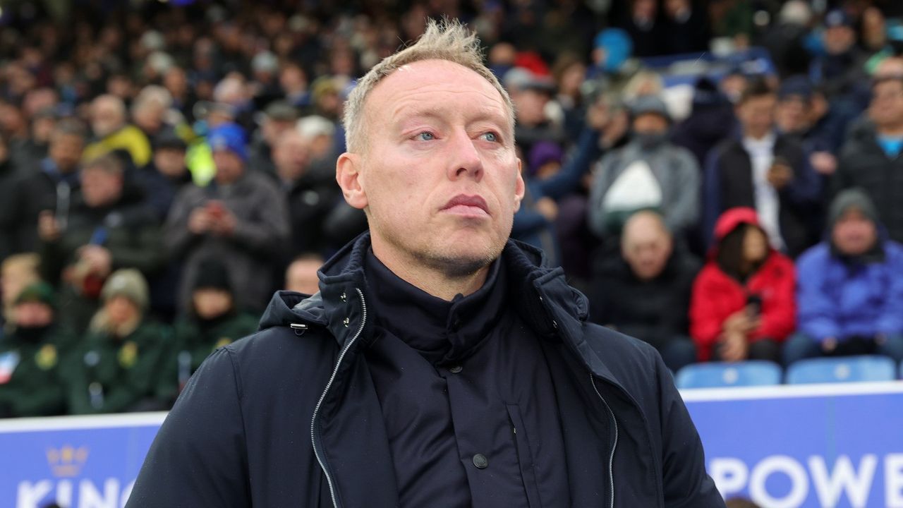 Bawa Leicester City Main Jelek Terus, Pelatih Steve Cooper Kini Dipecat