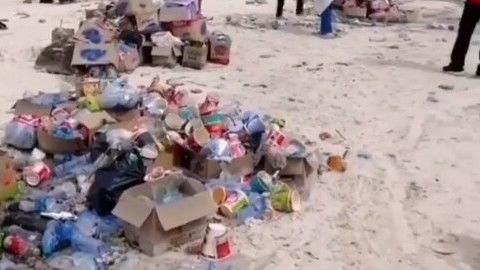 Sampah Menggunung, Warga Kecam Pihak Pengelola Pantai Tanjung Bira Tak Sediakan Tempat Sampah
