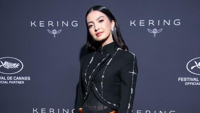 Menilik Makna Motif Kain Batik yang Dipakai Raline Shah di Cannes Film Festival 2024