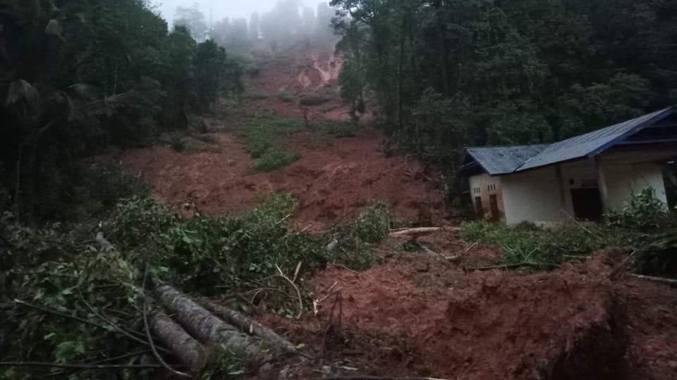 Penampakan Banjir Bandang dan Longsor di Luwu Sulsel, 4 Orang Dilaporkan Hilang