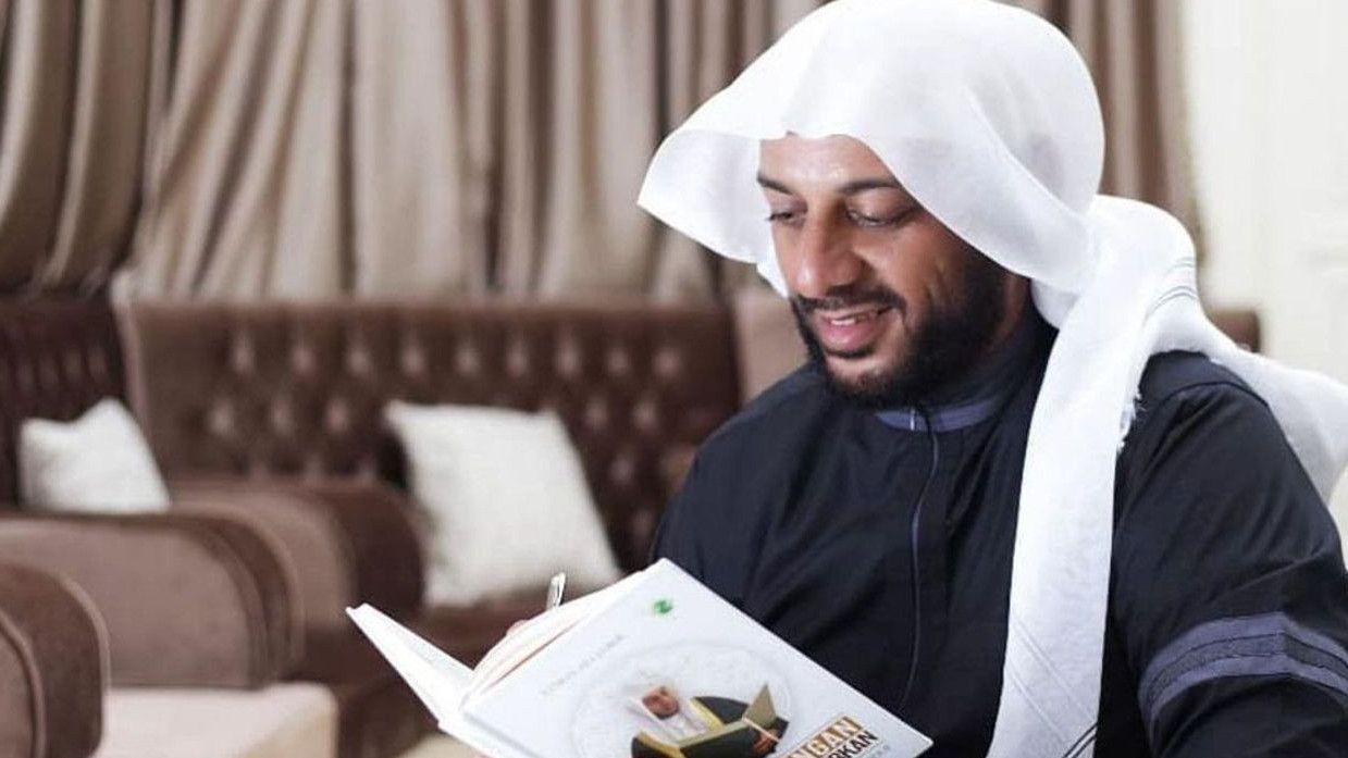 Yusuf Mansur Kenang Perjuangan Dakwah Syekh Ali Jaber: Saya Bawa ke TV, Dia Ahli Qur’an