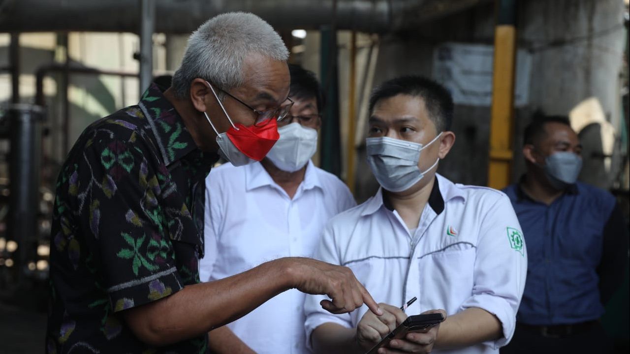 Pasokan Minyak Goreng Telat, Ganjar Murka ke Anak Usaha BUMN: Jangan PHP, Semua Sudah Menjerit!