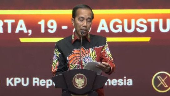 Jokowi Minta KPU Bikin Terobosan agar Pilkada Makin Berkualitas