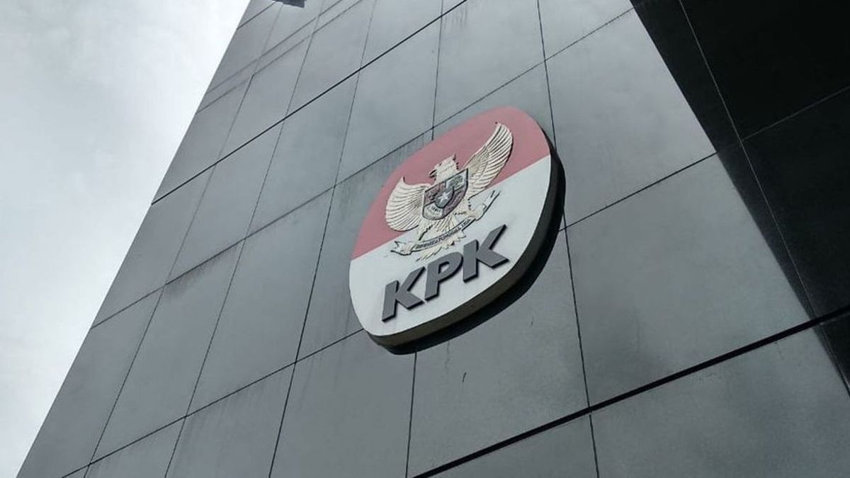KPK Cecar Sekjen DPR Soal Korupsi Lelang Pengadaan Perlengkapan Rumah Dinas