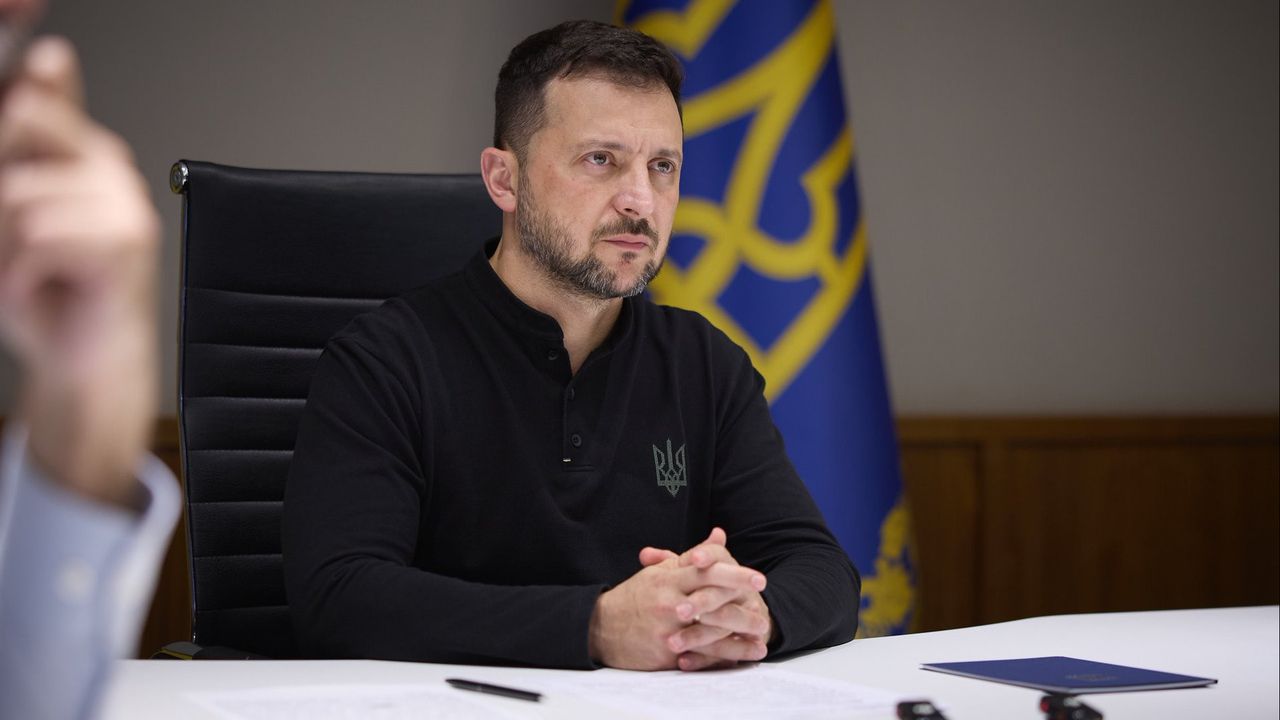 Akui Tak Punya Uang, Zelenskyy Desak Negara Barat Percepat Kiriman Senjata ke Ukraina