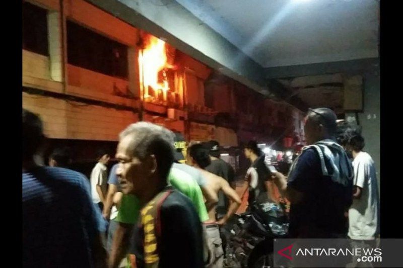 Gara-Gara Bermain Korek Api, Bocah di Jakbar Tewas dalam Kebakaran Ruko