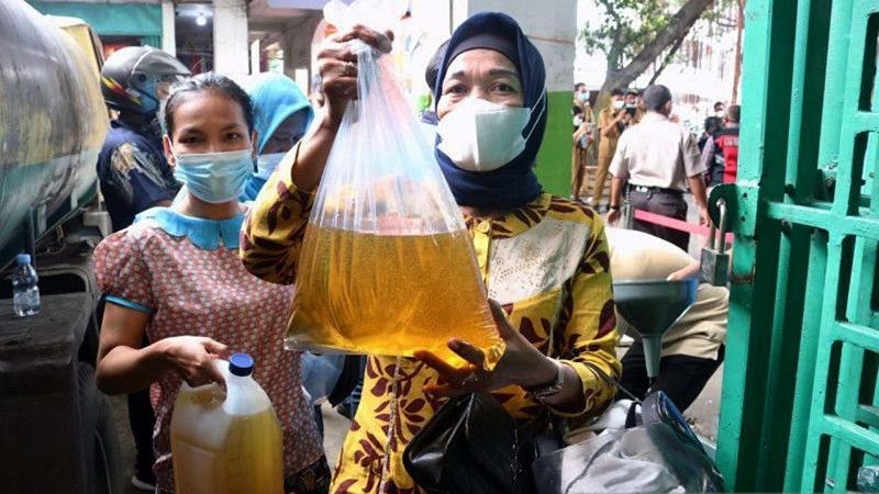 Minyak Curah di Medan Dijual Rp20 Ribu Per Liter, Walkot Bobby dkk Disorot