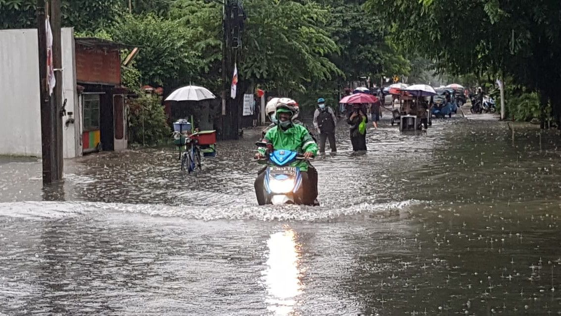 Jangan Salah Jalan, Sejumlah Ruas Lalu Lintas di Jakarta Terendam Banjir