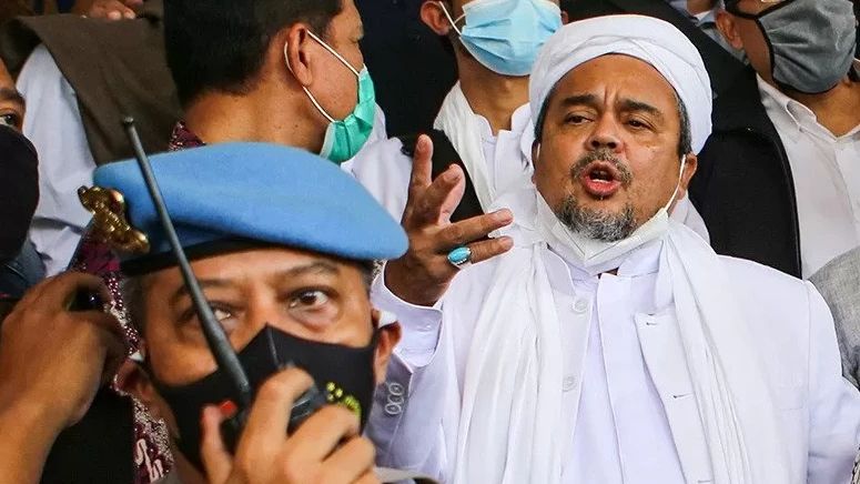 Rizieq Shihab Geram Amien Rais Sebut TNI-Polri Tak Terlibat Pembunuhan 6 Pengawalnya: Menguntungkan Pihak Lawan..