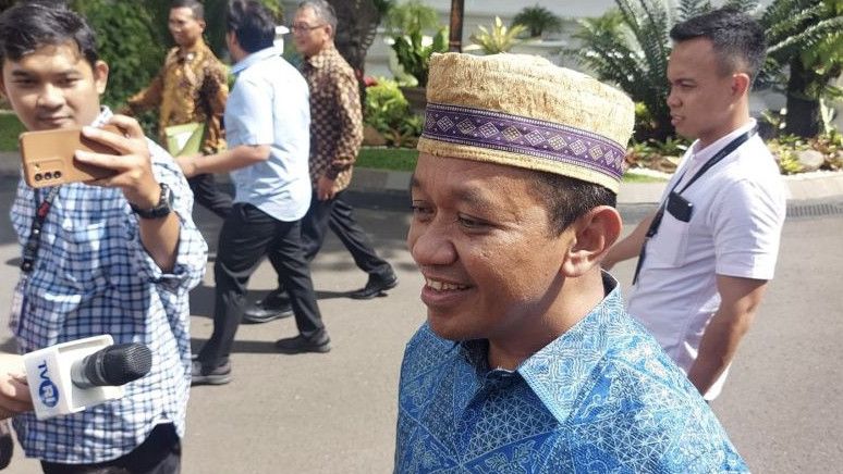 Bantah Isu Prabowo Sakit Jelang Debat Capres Besok, Bahlil: Kemarin Diskusi Sama Beliau Terkait Investasi