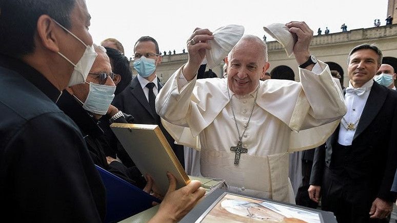 Paus Fransiskus Dorong Dialog untuk Usut Konflik di Afghanistan