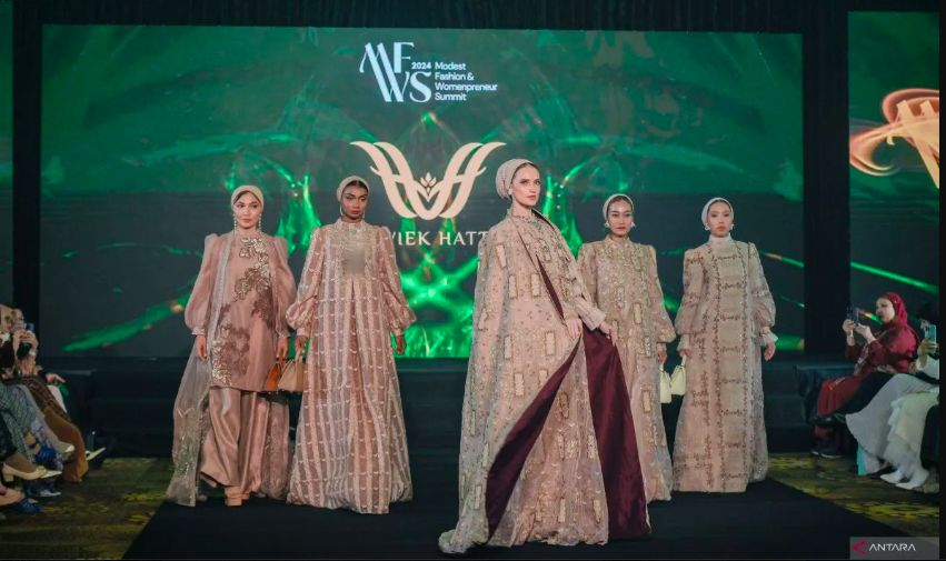 Desainer Wiwiek Hatta Wakili Indonesia di Ajang Modest Fashion Internasional