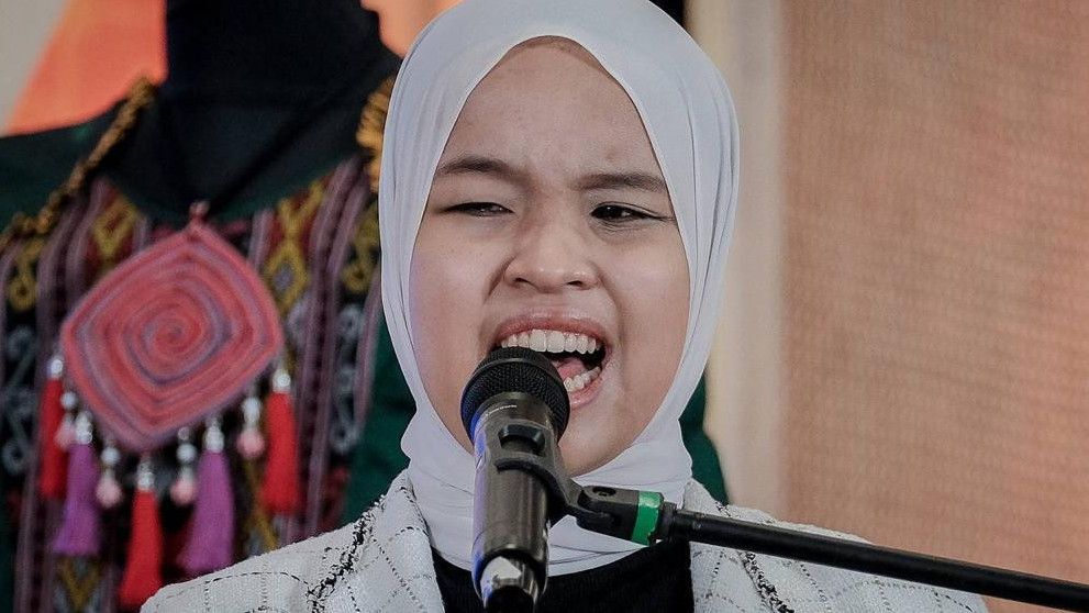 Dukung Sampai Jadi Juara AGT, Menparekraf Ajak Masyarakat Voting Terus Putri Ariani