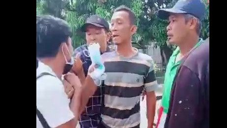 Viral! Acara Bagi-bagi Masker Remaja Masjid di Sumut Dibubarkan Paksa