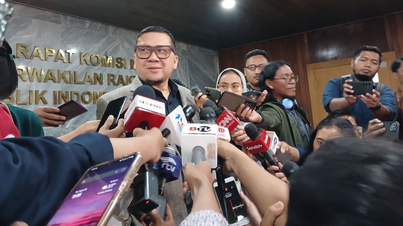 Fenomena Kotak Kosong, Ketua Komisi II DPR Usul Pilkada Ulang Jika Calon Tunggal Kalah