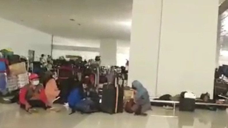 Viral Video Penumpukan Penumpang Internasional di Bandara Soetta, Anggota DPR Minta Satgas Covid-19 Cari Alternatif Cegah Hal Serupa