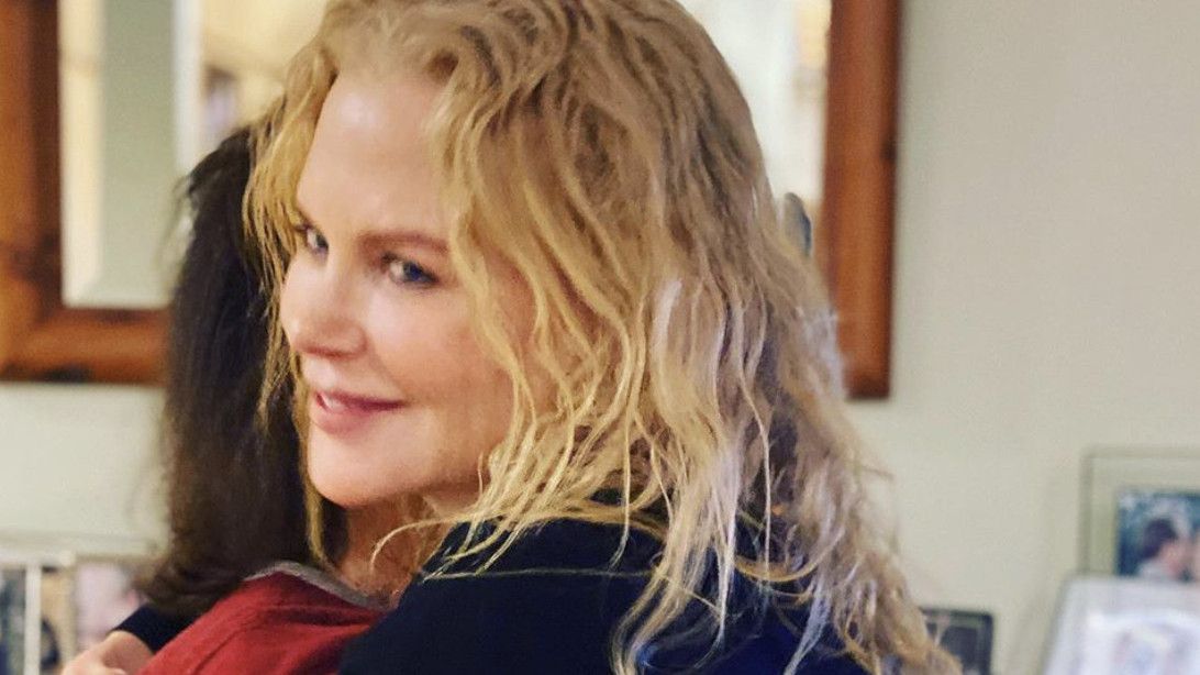 Terpisah 8 Bulan, Nicole Kidman Akhirnya Peluk Ibunda Tercinta