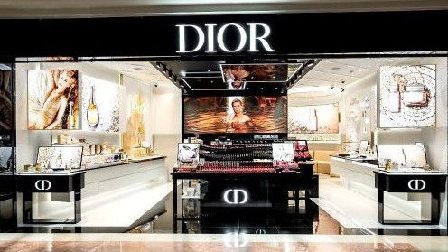 Gerai Christian Dior Plaza Senayan Terpapar COVID-19