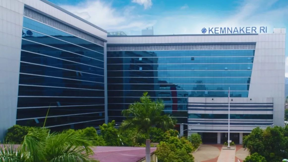 Kantor Kemenaker  Berjalan Normal Usai Immanuel Ebenezer Terjaring OTT KPK Kasus Pemerasan