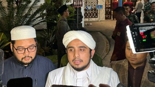 Hanif FPI: Prabowo Tarik Indonesia dari BoP Sekarang, Amerika Gak Bisa Dipercaya!