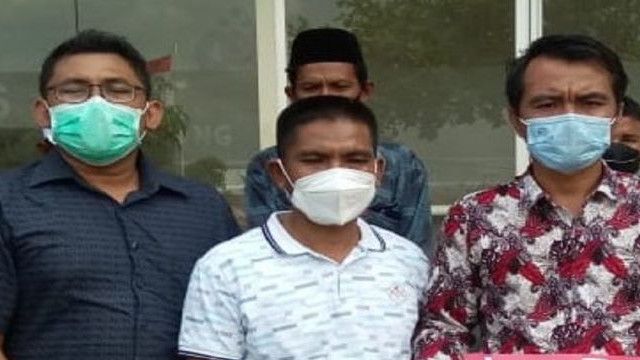 Warga Sampang Laporkan Edy Mulyadi ke Polisi Karena Hina Prabowo