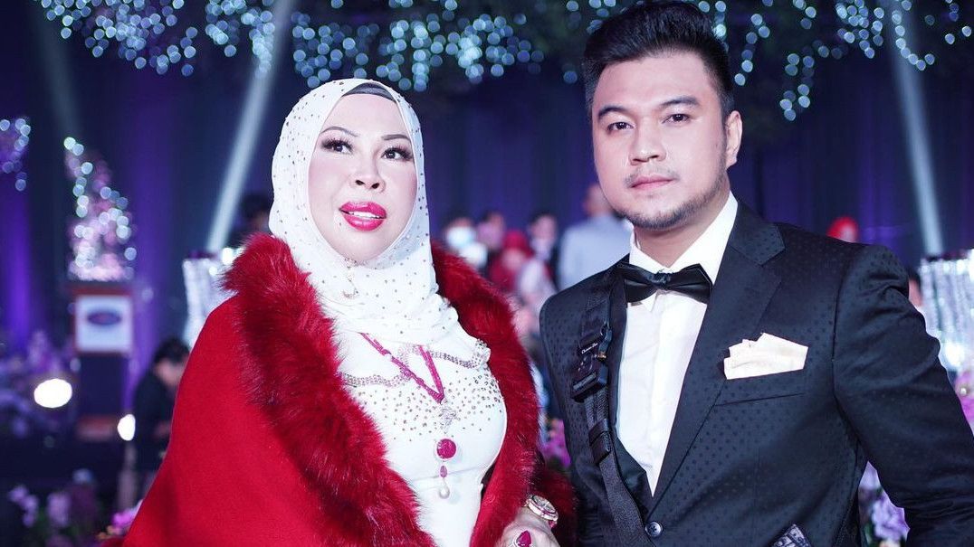 Sang Berondong Merasa Kasihan, Miliarder Malaysia Nikah Lagi dengan Asisten Pribadi yang Terpaut 23 Tahun