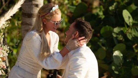 Berencana Menikah dengan Kekasih, Pernikahan Paris Hilton Bakal Disiarkan di TV