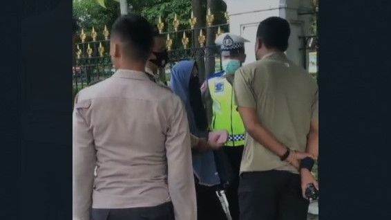 Siti Elina yang Coba Terobos Istana Todongkan Senjata Tanpa Peluru, BNPT: Kejiwaannya Perlu Diperiksa