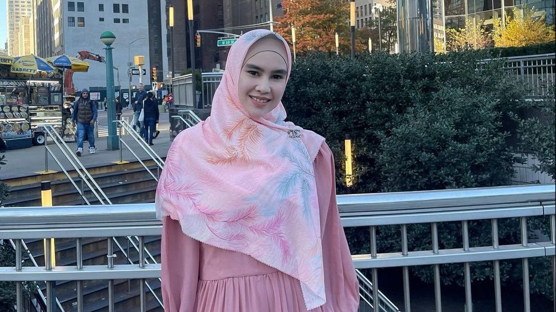 Klarifikasi Tantang 3 Paslon Capres Harus Jago Mengaji, Kartika Putri: Negara Kita Nomor 1 Muslim Terbesar di Dunia