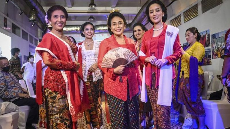 Singapura Dan 3 Negara ASEAN Daftarkan Kebaya Jadi Warisan Budaya ...