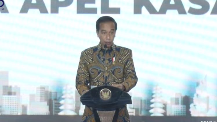 Jokowi Sentil Polisi yang Hapus Mural: Saya Sudah Biasa Dihina, Dimaki, Difitnah, Ngapain?