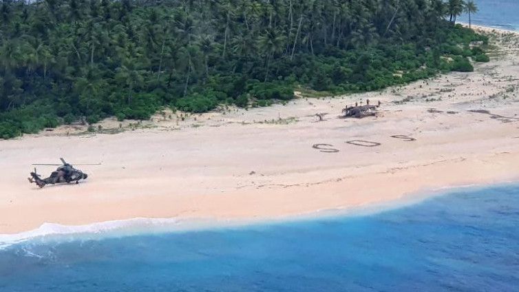 Tiga Marinir Selamat Berkat Lambang SOS di Pantai Kepulauan Pasifik
