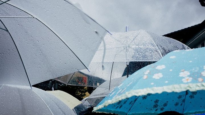BMKG: Sebagian Wilayah Jabodetabek Diguyur Hujan Disertai Petir