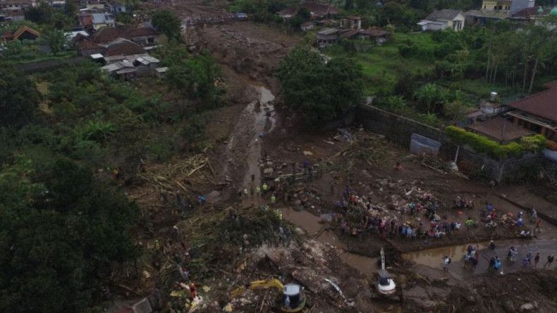 BMKG Nyatakan Bencana Banjir di Alor dan di Kota Batu Dipicu Cuaca Ekstrem
