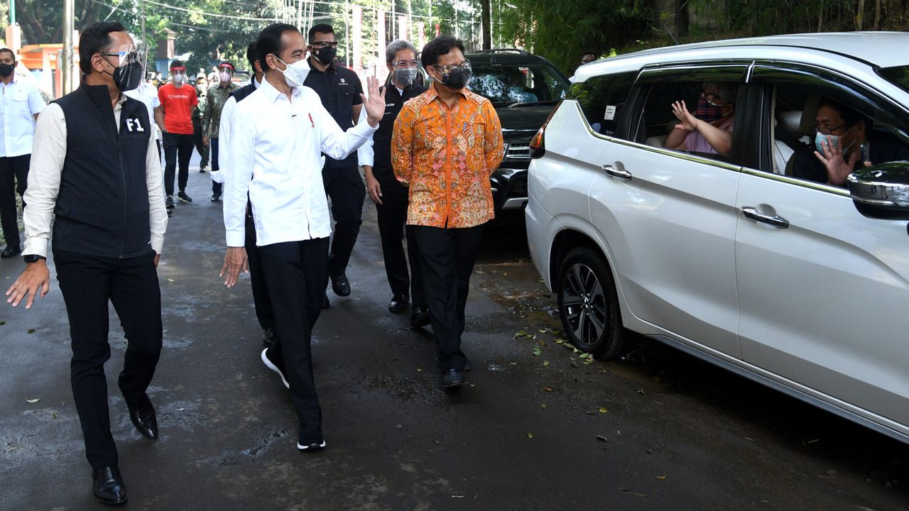 Jokowi Ingin Aktivitas Pasar Modal dan Perbankan Normal Kembali Usai Vaksinasi COVID-19