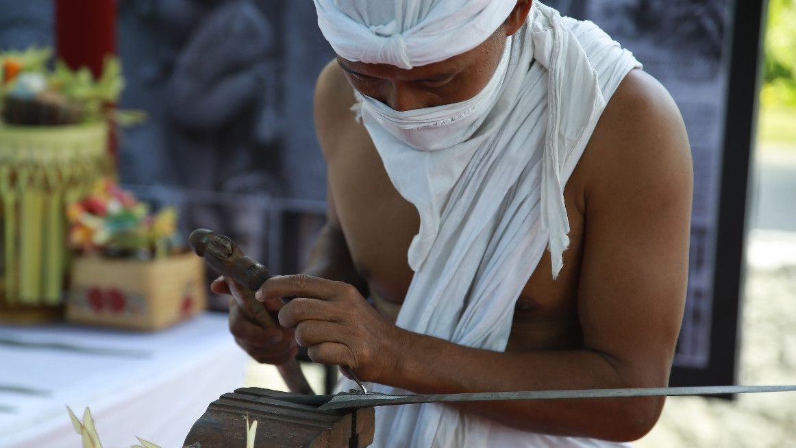 Lokakarya Pembuatan Keris di CHANDI 2025 Bali: Warisan Budaya yang Hidup