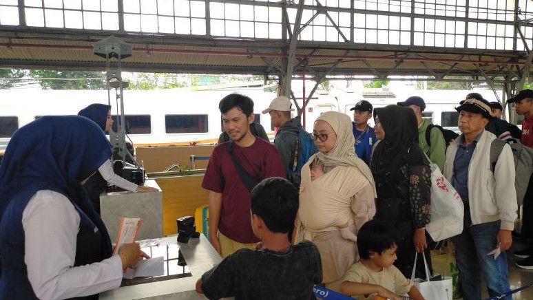 KAI Daop 1 Jakarta Sebut Hari Ini Puncak Arus Balik Idul Adha, Jumlah Kedatangan Hampir 39 Ribu Penumpang