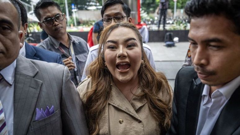 Polisi Tetapkan Lisa Mariana Jadi Tersangka Kasus Pencemaran Nama Baik Ridwan Kamil