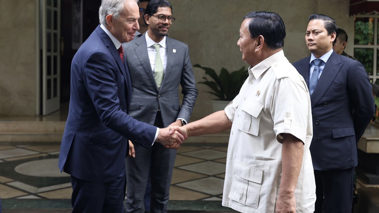 Menhan Prabowo Terima Kunjungan Mantan PM Inggris Raya Tony Blair, Diskusi Soal Isu Global