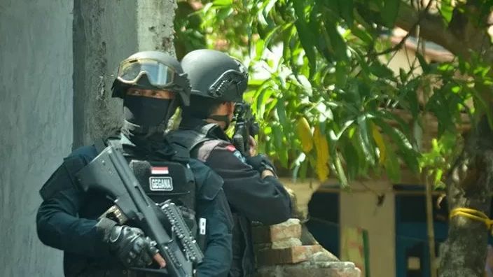 Polisi: 4 Terduga Teroris di Batam Gunakan Syam Organizer untuk Danai Jemaah Islamiyah