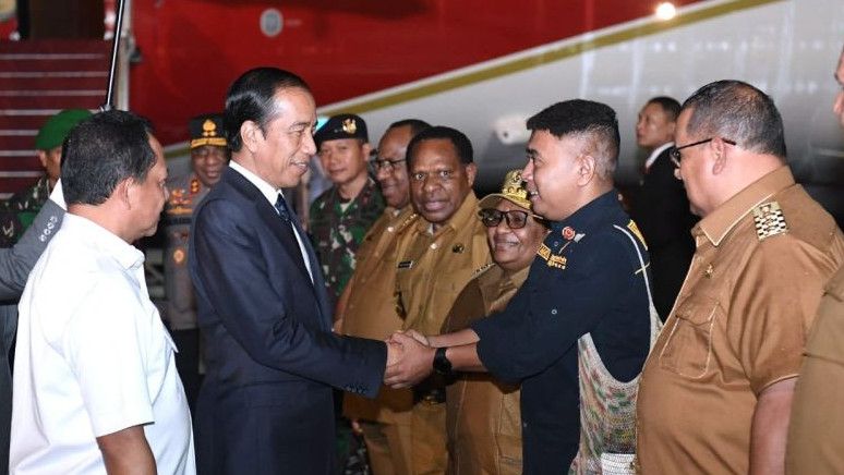 Staf Khusus Sebut 17 Kali Kunjungan Jokowi ke Papua Jadi 