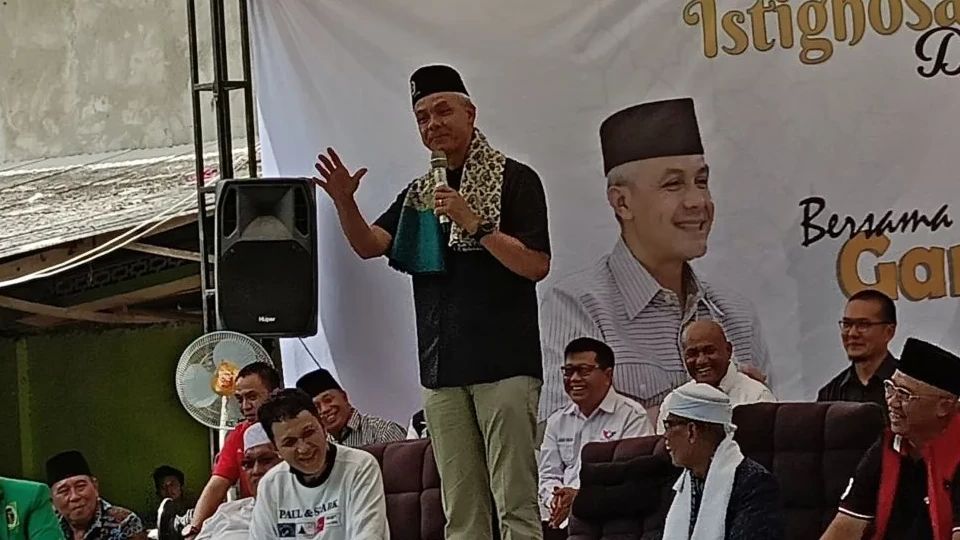 Ganjar Baca Ayat Kursi di Lampung, Soroti Peran Penting Pesantren