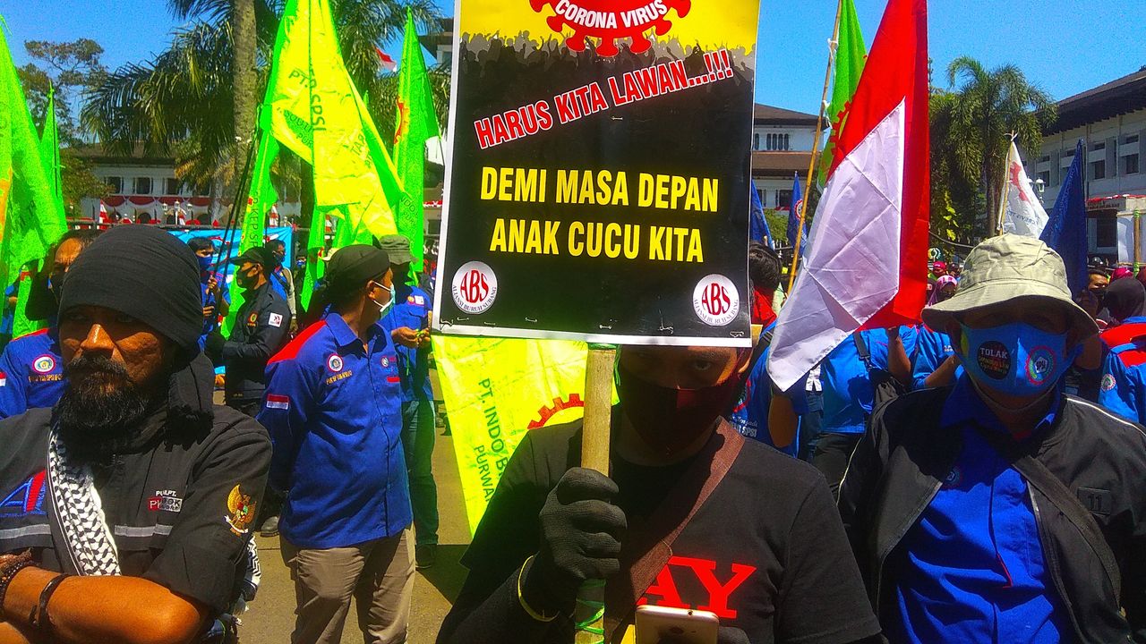 Buruh Ajak Ridwan Kamil Tolak Omnibus Law RUU Cipta Kerja