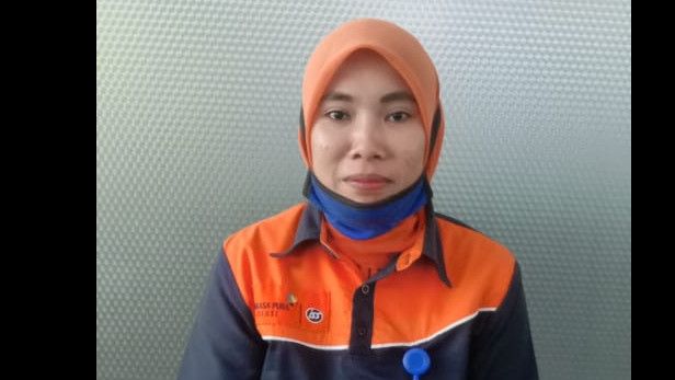Berani Jujur Hebat! Petugas Kebersihan Temukan Emas 1 ons di Bandara Kualanamu, Kini Menunggu yang Punya