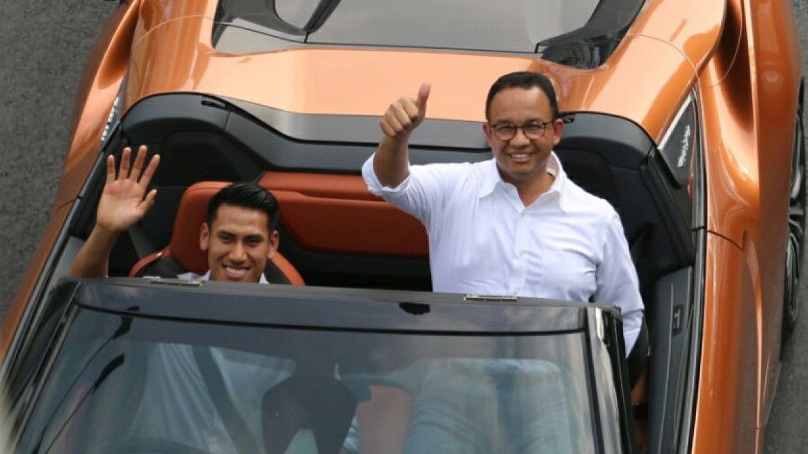 Kompak dengan Jokowi, Anies Sebut Kendaraan Listrik Solusi Kurangi Polusi Udara