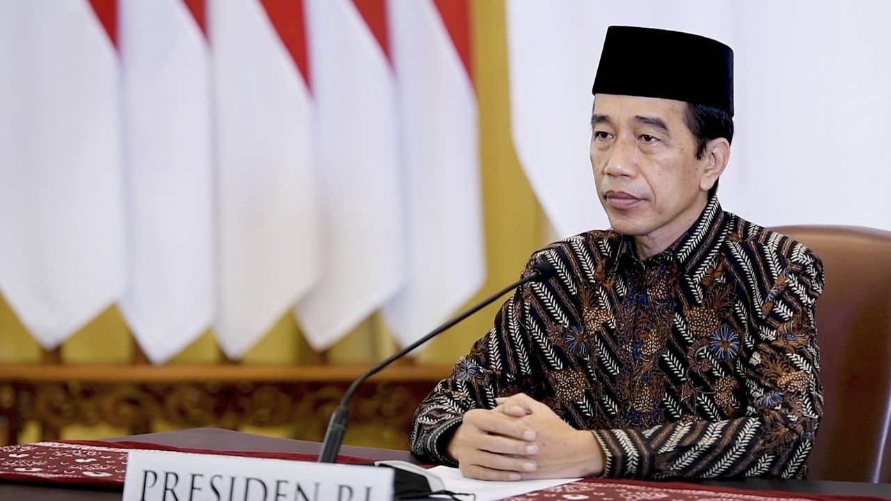 Omicron Masuk RI, Pesan Jokowi untuk Para Menteri: Tahan Diri Tidak Keluar Negeri Sampai Situasi Mereda