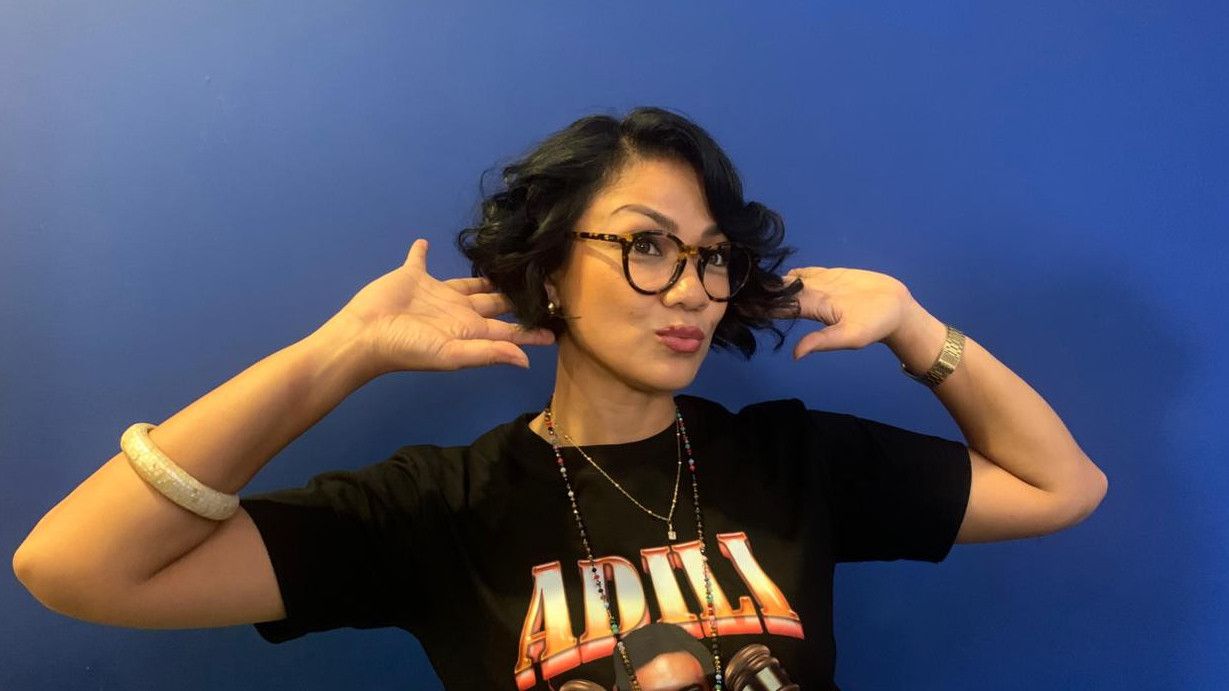 Usai Tujuh Tahun Dipertahankan, Nirina Zubir Donasikan Rambut Bagi Pejuang Kanker