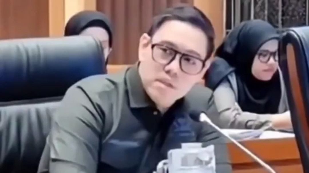 Komisi I DPR Gelar Rapat Hanya 30 Menit, Khawatir Tak Bisa Pulang Ada Demo