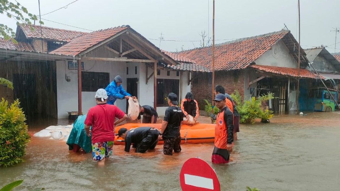 Penampakan Banjir Terjang Pekalongan, 105 Warga Mengungsi